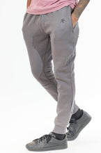 Cargar imagen en el visor de la galería, Buzo Hombre Slim Fit Gris Kaya Unite Kaya Unite
